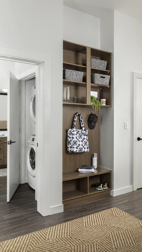 Apartment with In-Home Washer and Dryer.