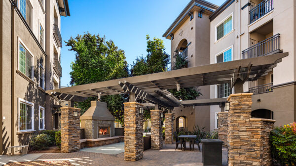 Outdoor fireplace