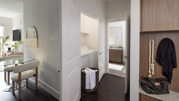 Apartment with In-Home Washer and Dryer
