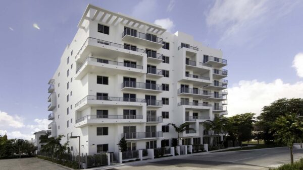 Griffis Pompano Beach exterior.