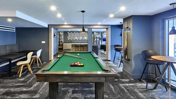 Griffis Pompano Beach Resident Lounge