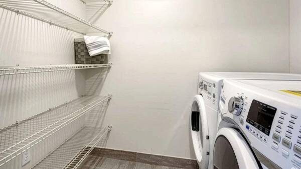 Griffis Pompano Beach Apartment Laundry Room with washer and dryer
