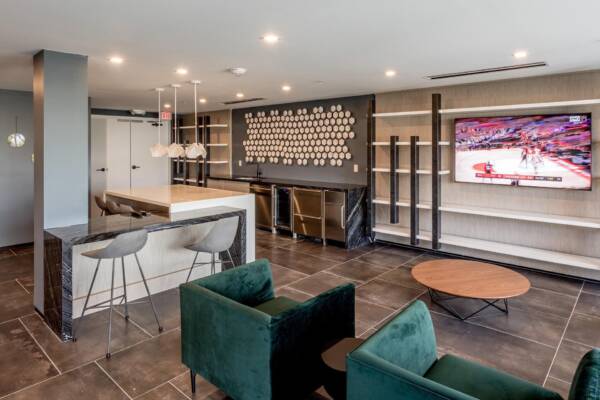 Griffis Pompano Beach Resident Lounge